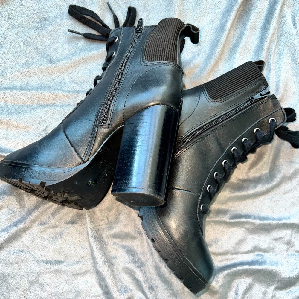 Steve Madden Ankle Bootie